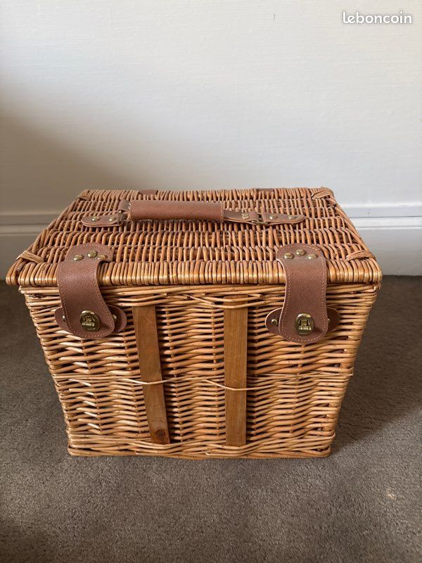 Panier pic-nic (image 1)
