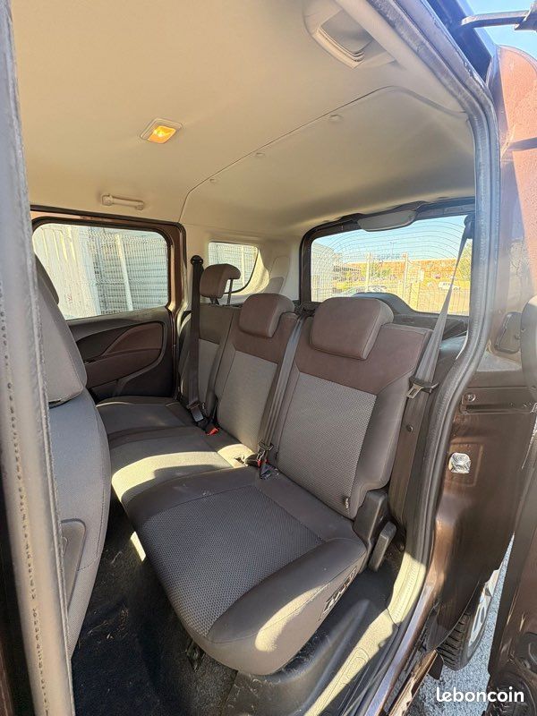 Fiat Doblo 1.6 JTD Multijet (image 6)