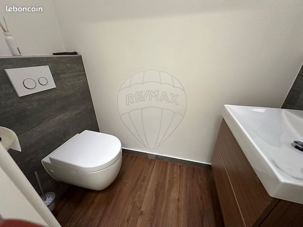 https://img.leboncoin.fr/api/v1/lbcpb1/images/c1/e5/4d/c1e54d96895bcf8e61a4c028a68d89a96b58cfc5.jpg?rule=ad-image
