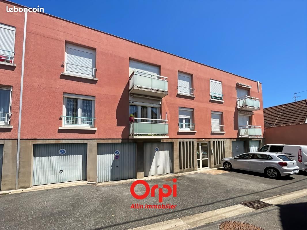 Appartement 3 pièces 72 m² · à Montluçon · 72 m² · 47 000 €