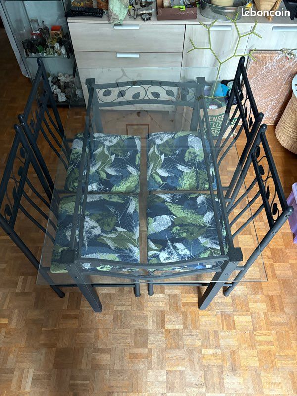 Table rectangle plateau en verre et 4 chaises (image 3)