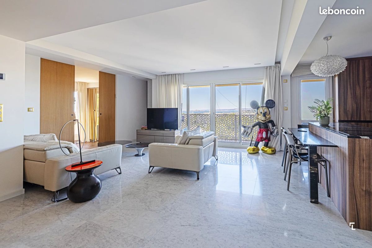 Appartement 3 pièces 77 m² · à Marseille · 77 m² · 420 000 €