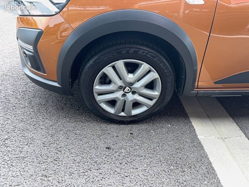 Dacia Sandero TCe 90 Stepway Confort (image 9)