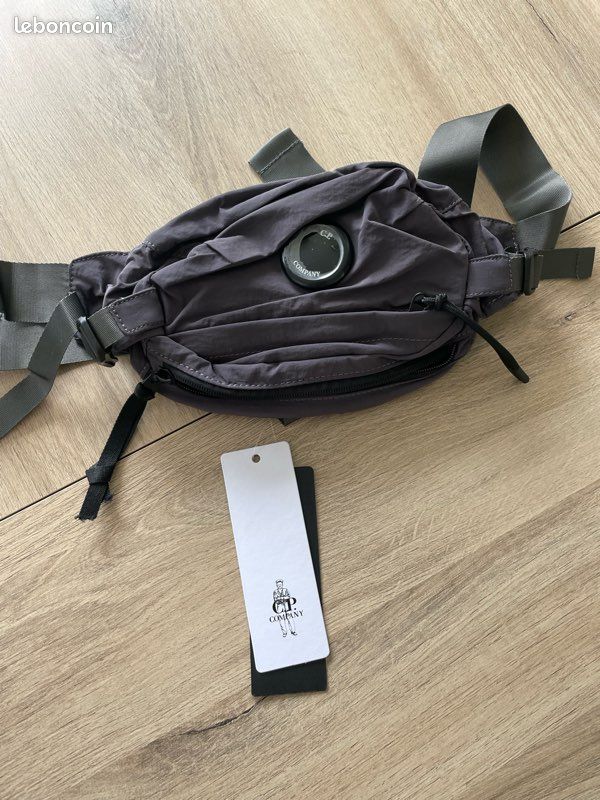 Sacoche cp company neuf (image 4)