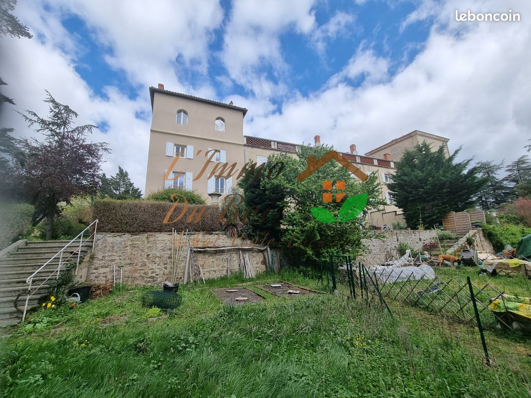 Maison 5 pièces 139 m² · à Annonay · 139 m² · 235 000 €