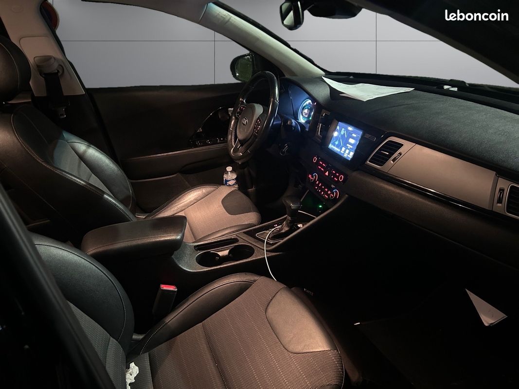 KIA NIRO BUSINESS 1.6 GDi Hybride Rechargeable 141 ch DCT6 Active Business (image 17)