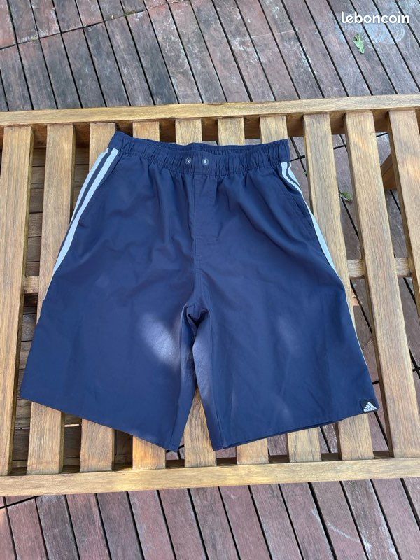 Short Adidas (image 1)