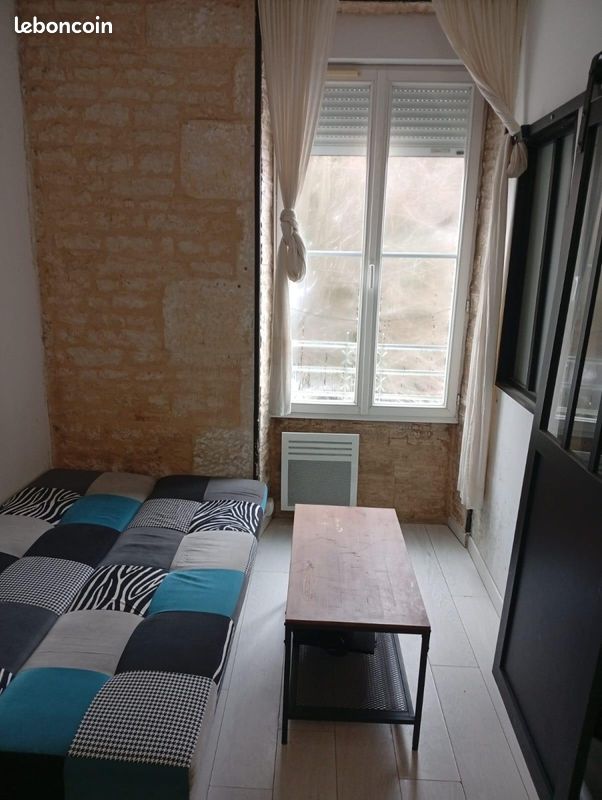 Appartement 1 pièce 15 m² · à Niort · 15 m² · 399 €/mois