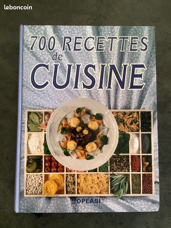 Livre 700 recettes de cuisine (image 1)
