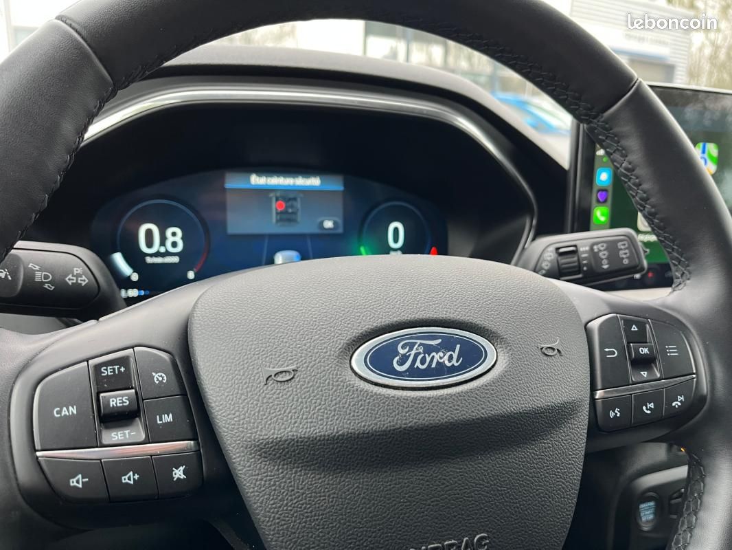 Ford Focus 1.0 EcoBoost 125 S&S mHEV Titanium X Business (image 14)