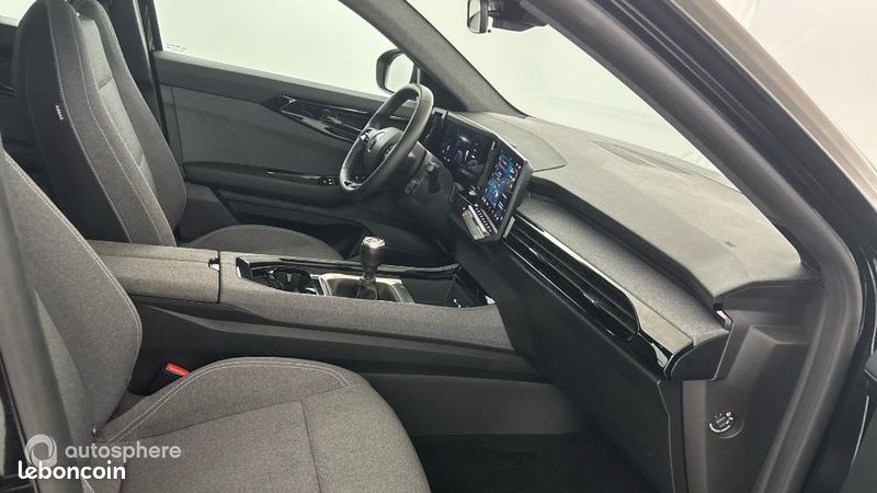 Renault Austral 1.2 TCe mild hybrid advanced 130ch Evolution - 23 (image 15)