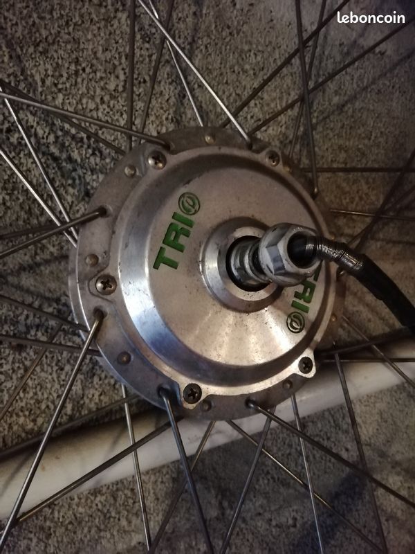 Roue avant motorisée (image 2)
