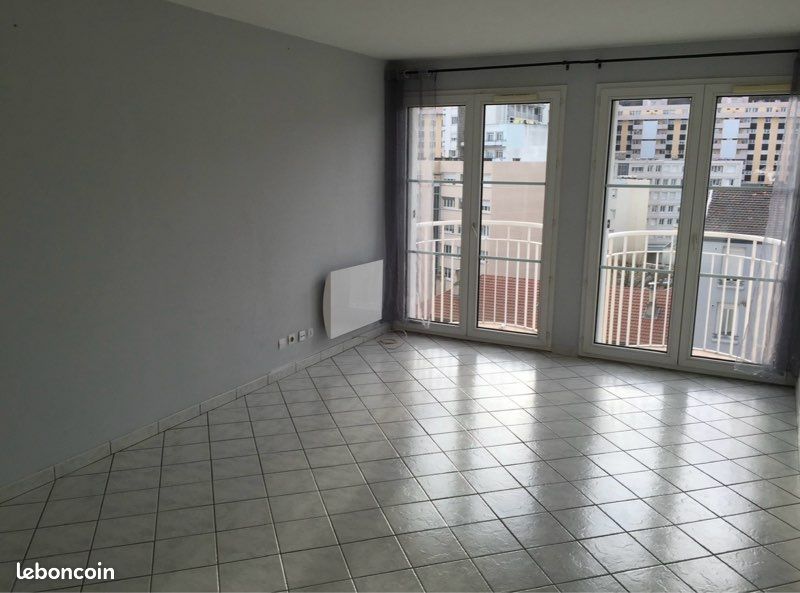 Appartement 2 pièces 52 m² · à Saint-Étienne · 52 m² · 550 €/mois