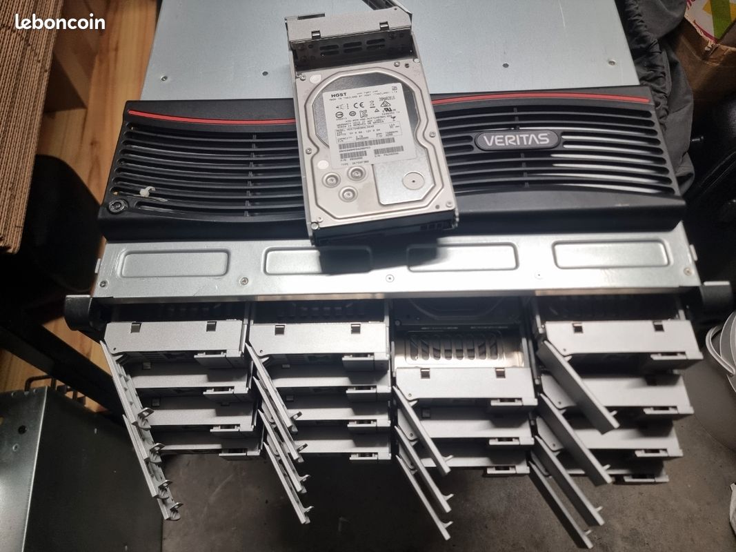 Veritas 16EB 16 Storage Disk Array 2x I/O 2x PSU 3.5 (image 4)