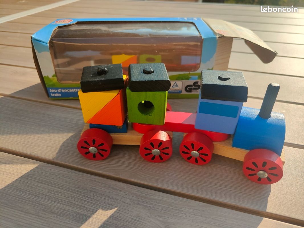 Jeux train en bois (image 3)