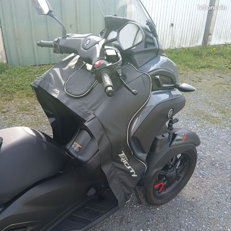 Jupe protection yamaha tricity (image 1)