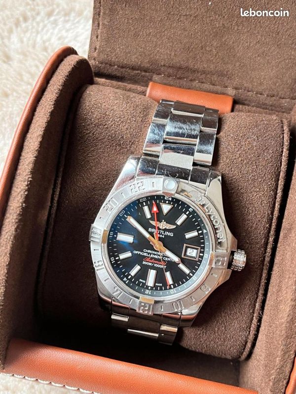Breitling Avenger II GMT (image 2)
