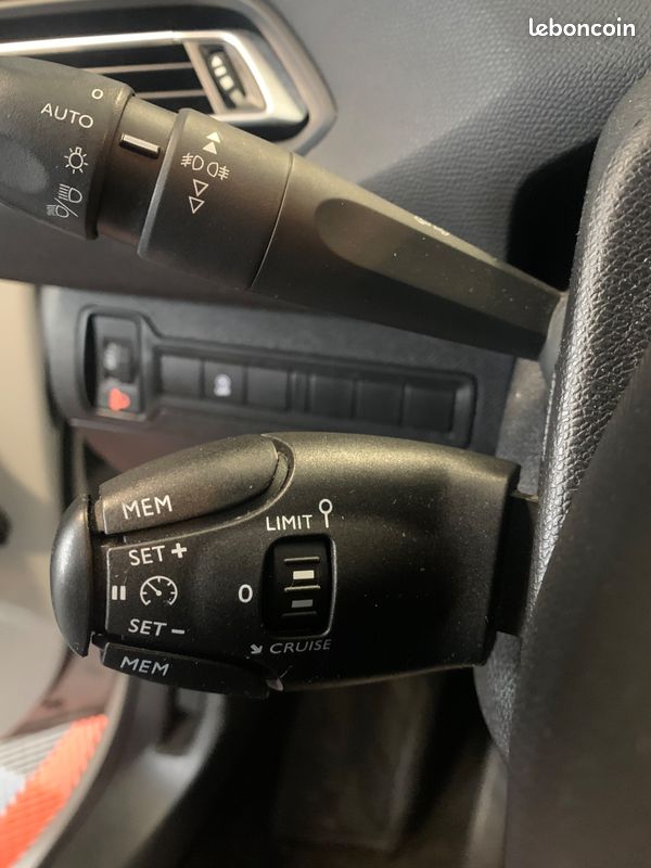 Peugeot 308 generation-ii societe 1.5 bluehdi 100 business active start-stop tva récupérable (image 20)
