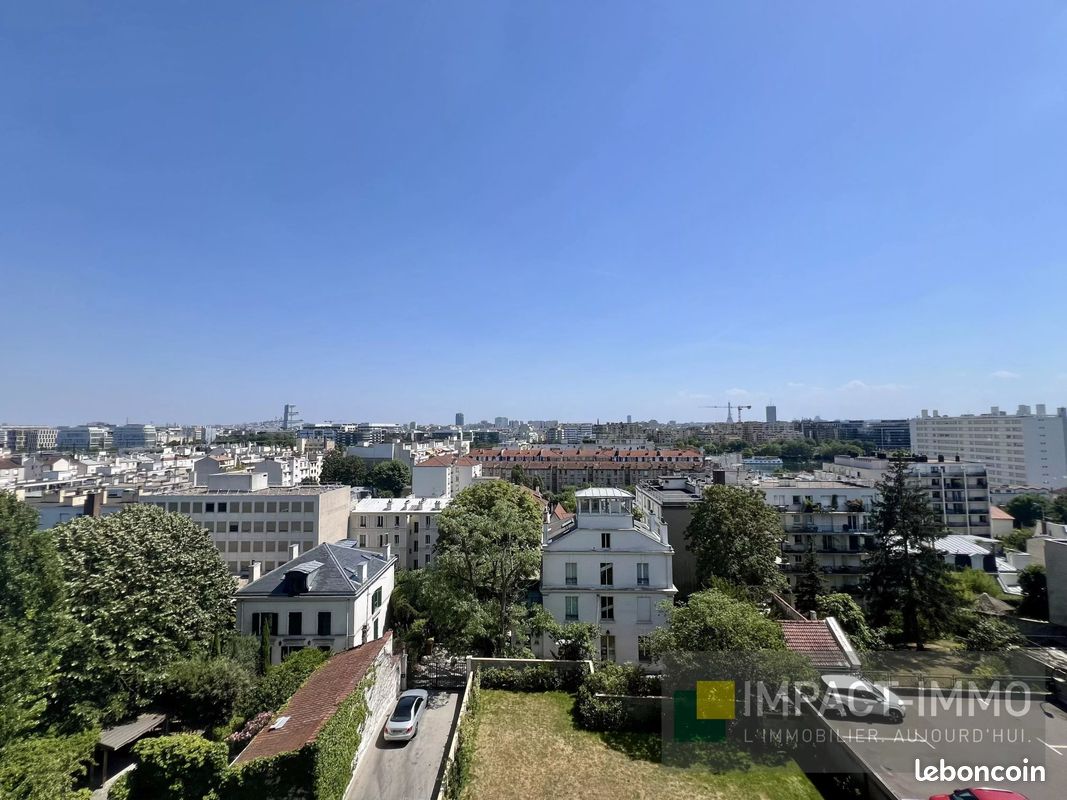 Appartement 3 pièces 88 m² · à Courbevoie · 88 m² · 2 242 €