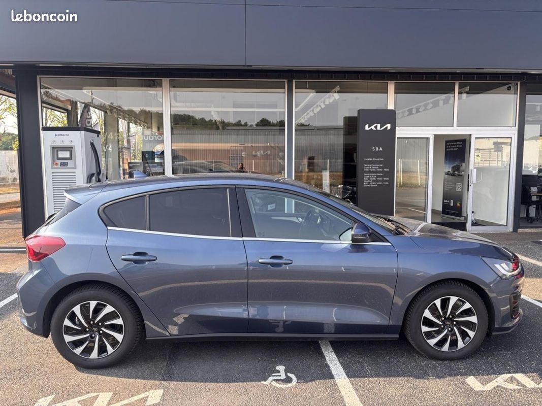 Ford Focus 1.0 EcoBoost mHEV 125ch Titanium X Business (image 4)