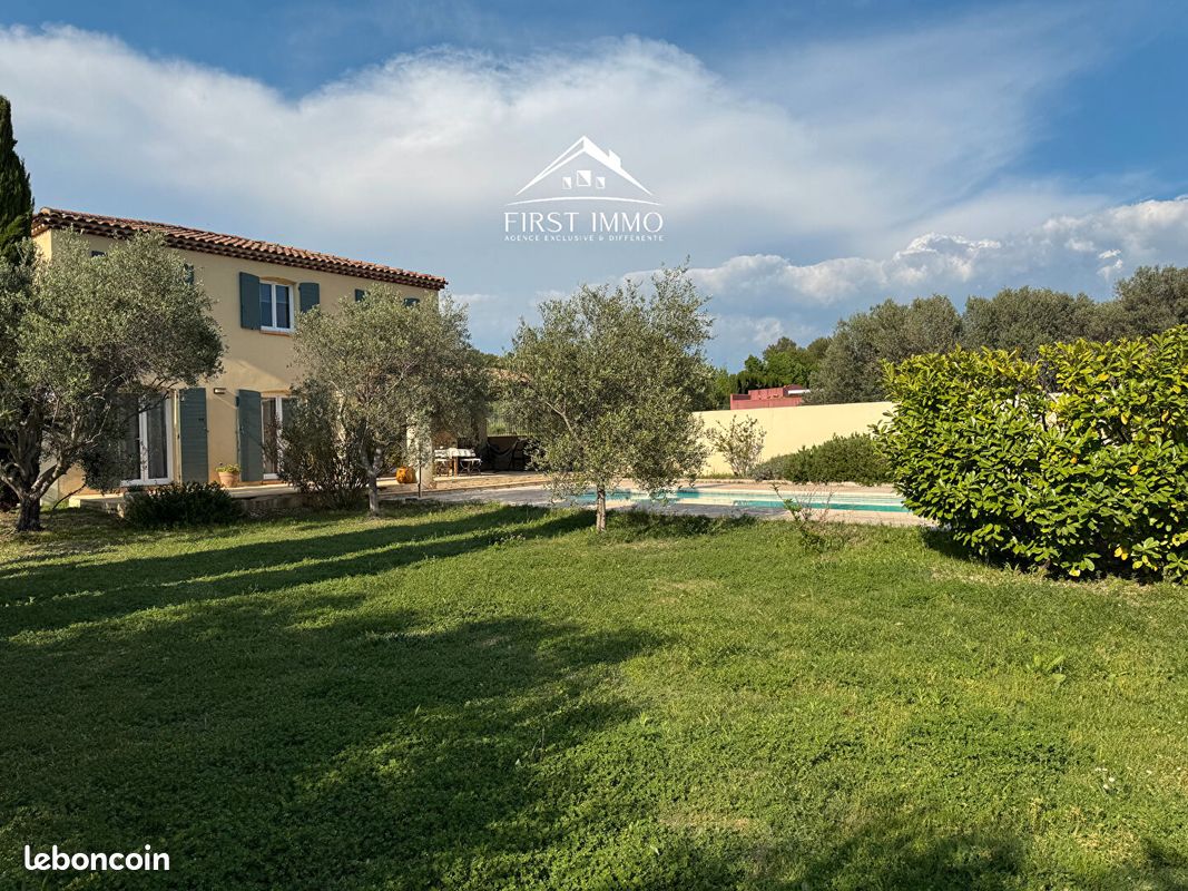 Maison 5 pièces 145 m² · à La Fare-les-Oliviers · 145 m² · 790 000 €