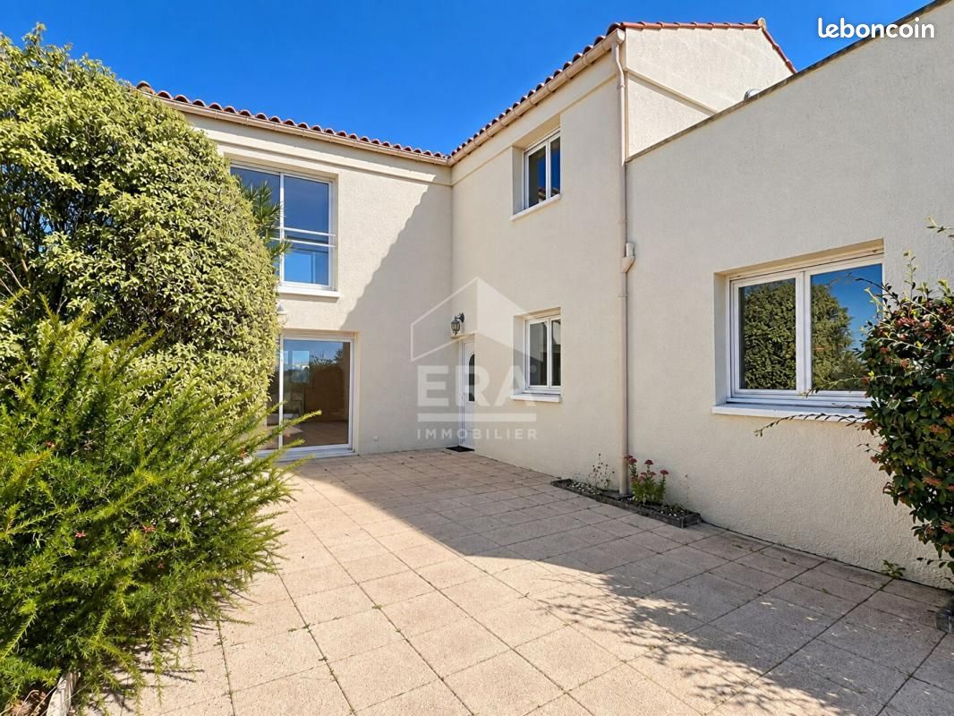 Maison 6 pièces 177 m² · à Royan · 177 m² · 426 400 €