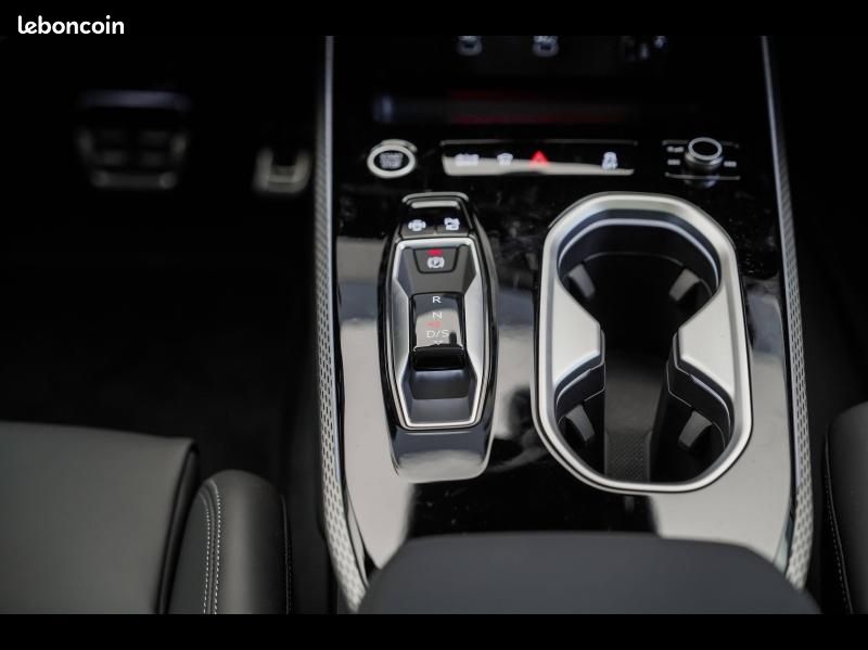 Audi A6 Avant 2.0 TFSI 299ch e-hybrid S line Quattro S tronic 7 (image 22)