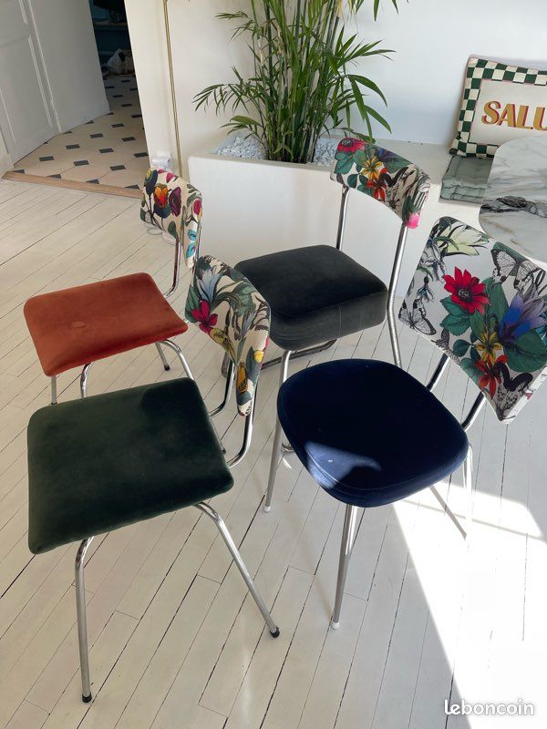 4 chaises vintage, modèle unique (image 1)