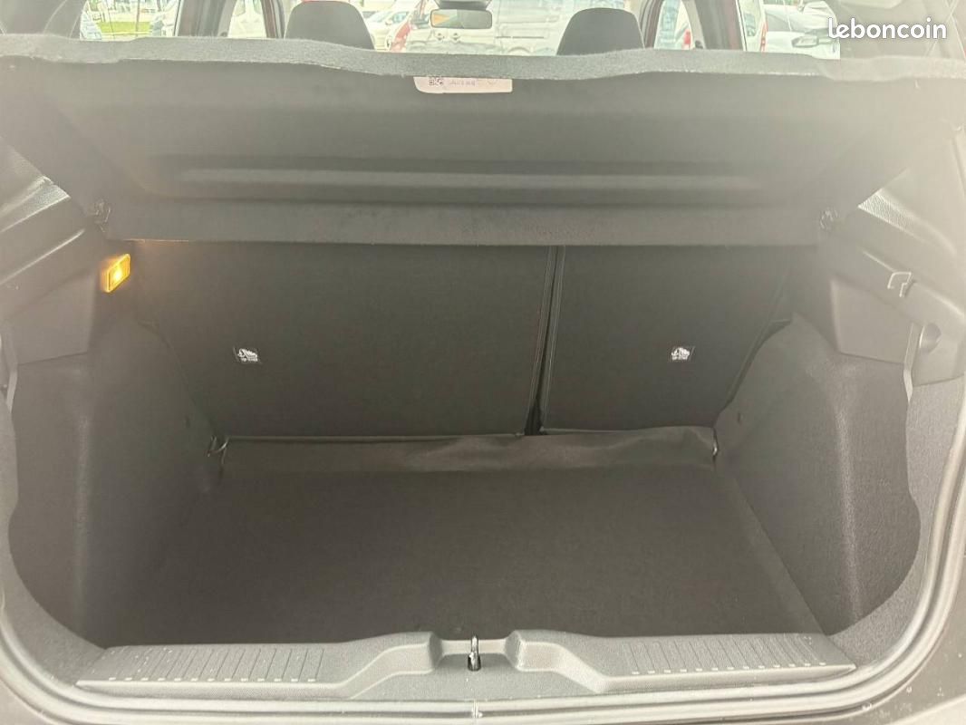 Citroën C3 Hybride 110 ch Automatique - Plus (image 6)