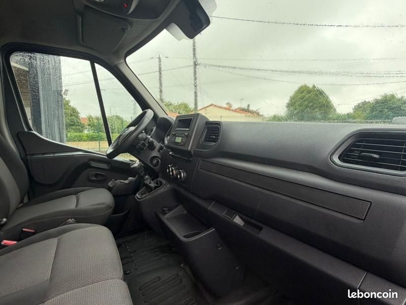 Renault Master Fg F3300 L2H2 2.3 dCi 180ch Energy Grand Confort E6 (image 17)