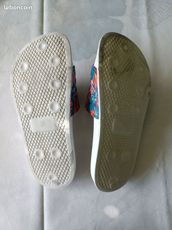 Claquettes Kappa taille 35 Chaussures