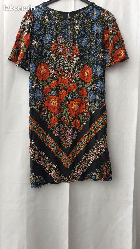 Robe d été manches courtes fleurie t 40/42 (image 2)