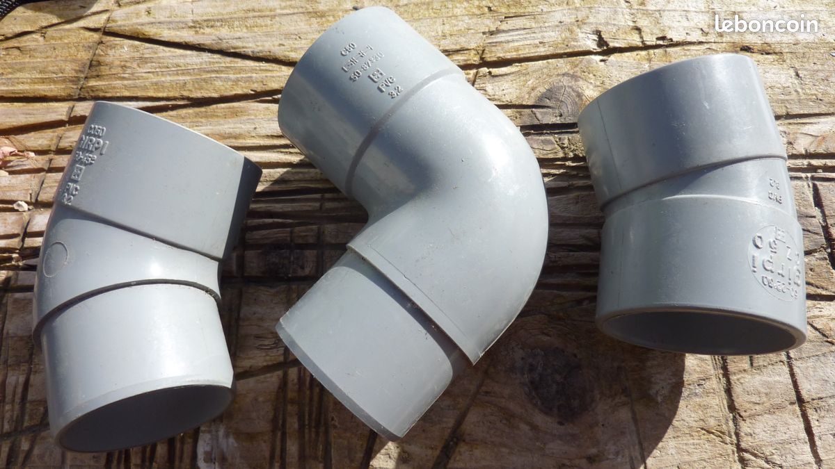 Coude pvc (image 1)