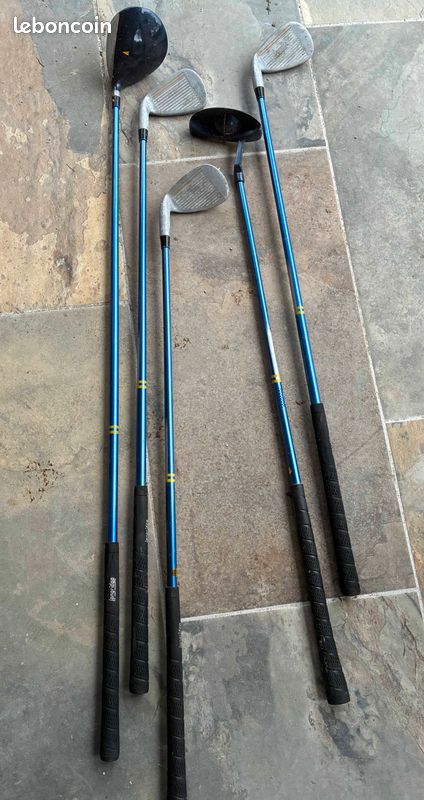 Clubs de golf (pour droitier) (image 1)