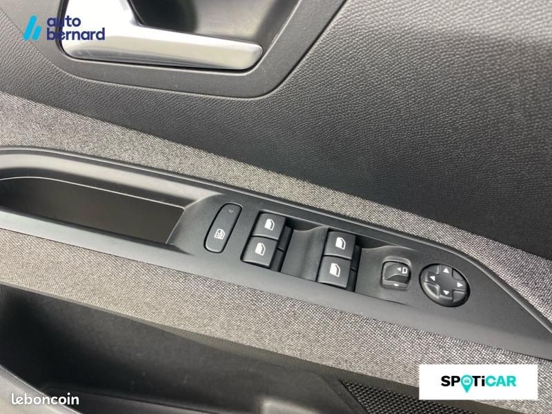 Peugeot 3008 1.5 BlueHDi 130ch S&S Active Pack EAT8 (image 17)