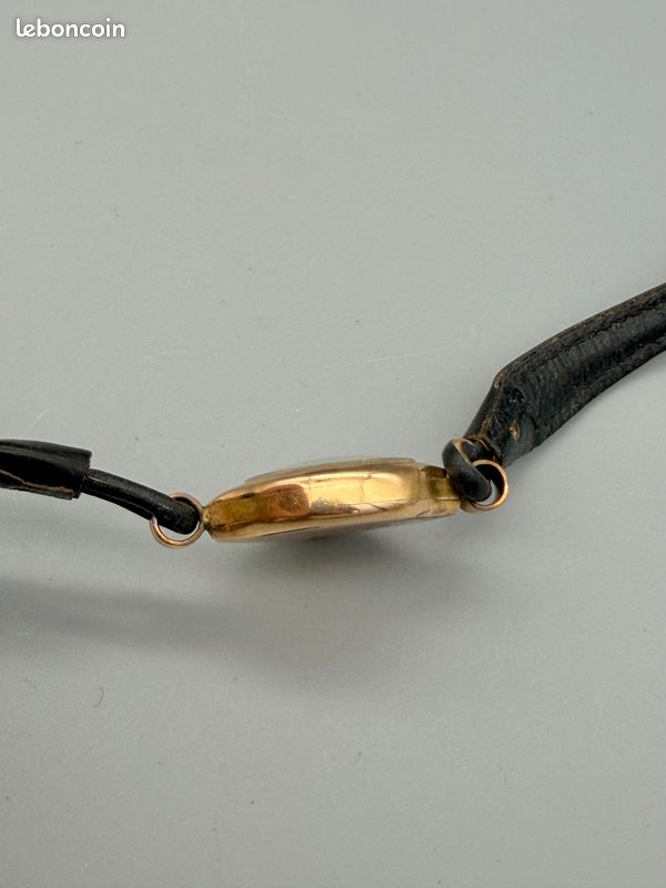 Montre vintage plaqué or en bon état général et de fonctionnement. Boîtier de 22mm (image 6)