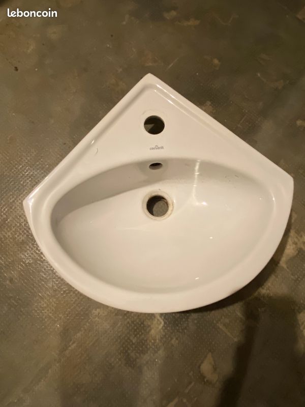 Lavabo d’angle (image 1)