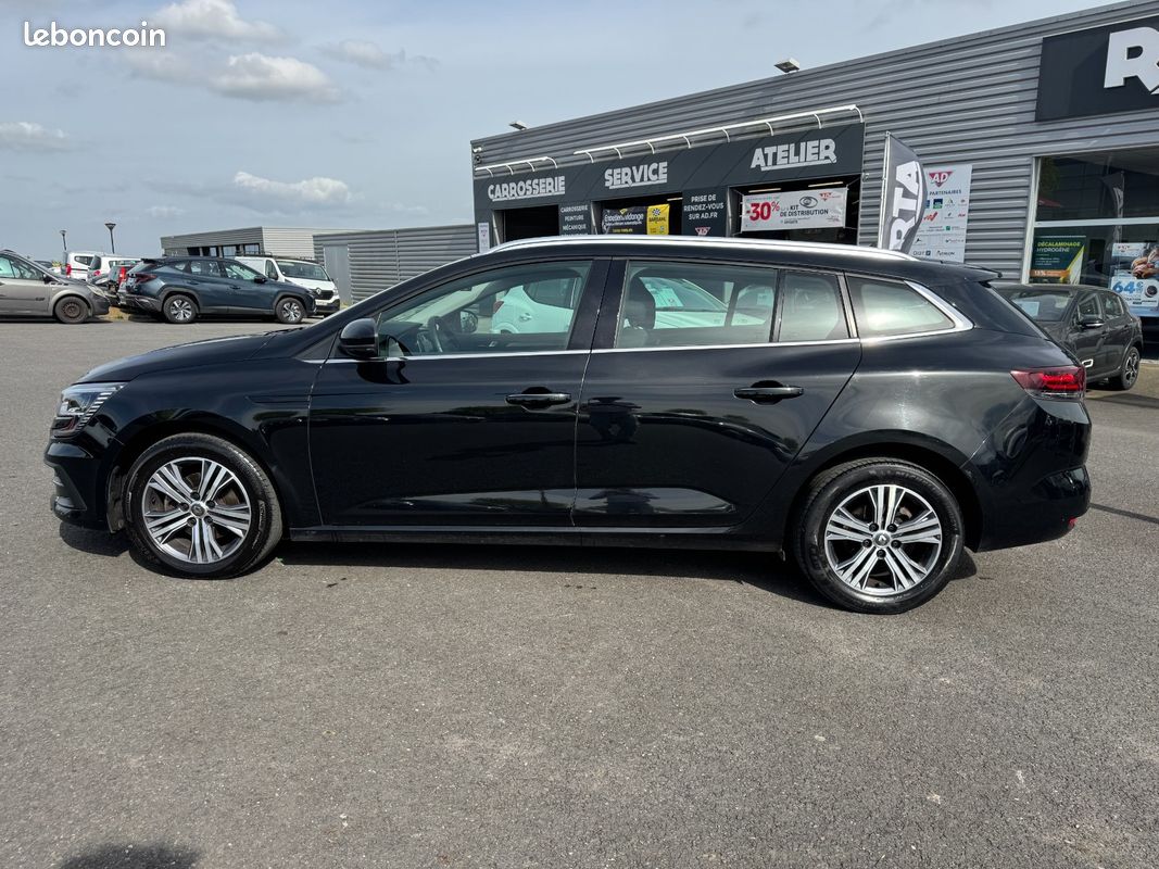 Renault MÉGANE IV ESTATE ESTATE 1.5 DCI 115 Evolution (image 3)