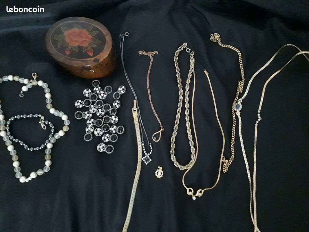 Lot bijoux vintage (image 3)
