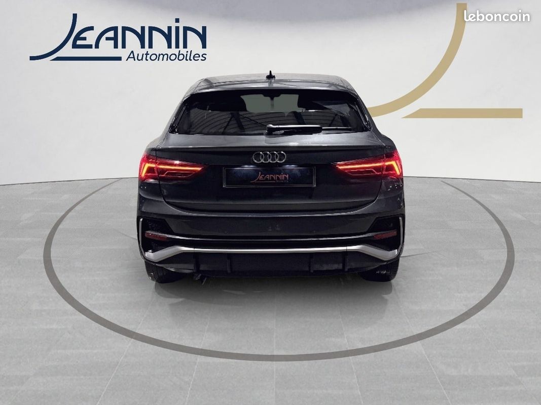AUDI Q3 Sportback 45 TFSIe 245 ch S tronic 6 S line (image 4)