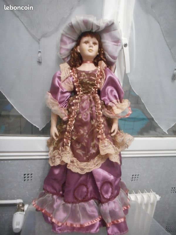 Poupée porcelaine de colection (image 4)