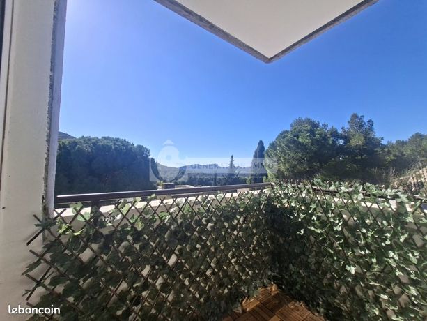 Studio 1 pièce 29 m²