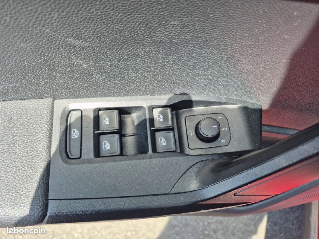 SEAT Arona 1.0 TSI 110 ch Start/Stop DSG7 Copa (image 14)