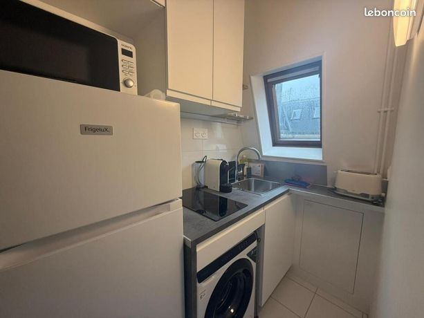 Appartement a louer paris-17e-arrondissement - 3 pièce(s) - 33 m2 - Surfyn