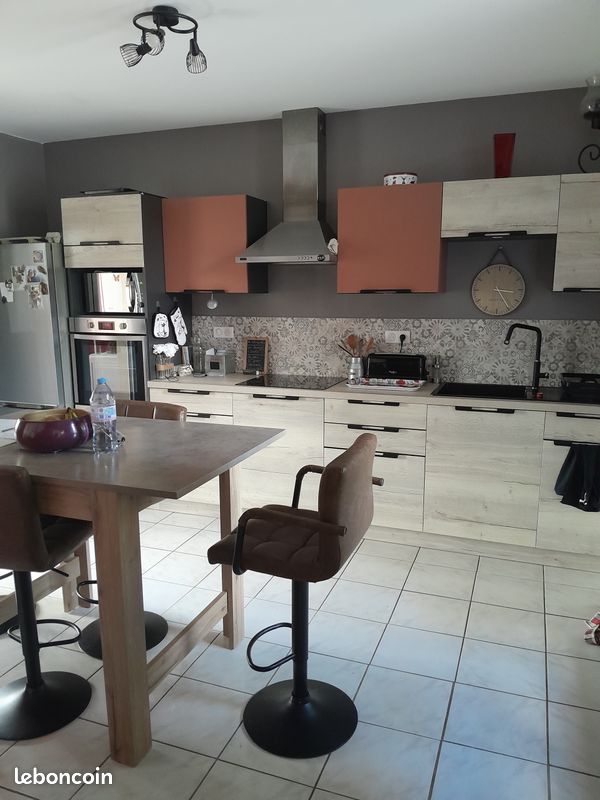 Maison 3 pièces 75 m² · à Saint-Léonard-de-Noblat · 75 m² · 134 000 €