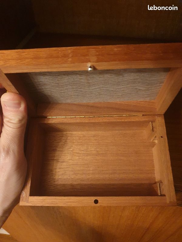 Ouvre-boites Avec Manche En Bois - DYKE & DEAN