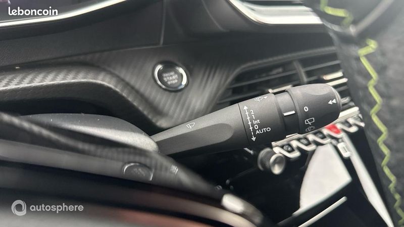 Peugeot 208 e-208 136ch GT (image 24)