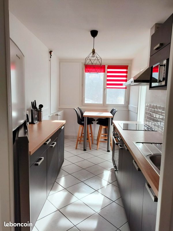 Appartement 3 pièces 78 m² · à Saint-Étienne · 78 m² · 650 €/mois