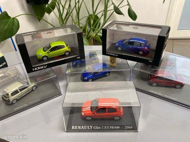 1/18 : La Renault Clio 3 RS de retour chez Norev en rouge Toro