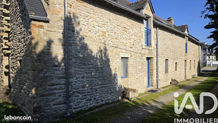 Maison 8 pièces 243 m²